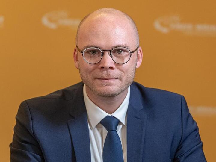 Fabian Mehring, parlamentarischer Geschäftsführer der Freien Wähler in Bayern. Foto: Armin Weigel/dpa/Archivbild