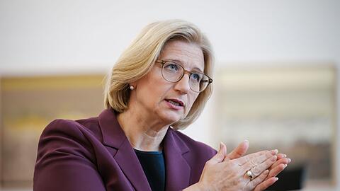 Die stellvertretende SPD-Vorsitzende Anke Rehlinger sieht die sch&auml;rferen Regeln f&uuml;r Krankschreibungen skeptisch. (Archivbild)