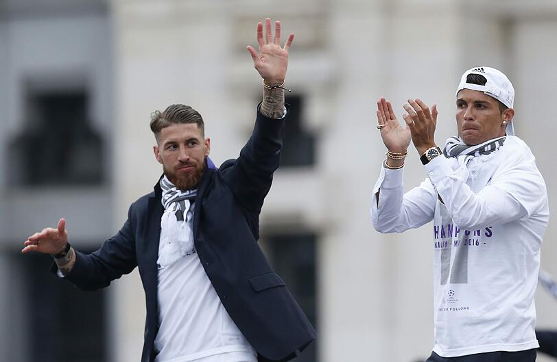 Real Madrid feiert seinen Champions-League-Titel mit den Fans in Madrid