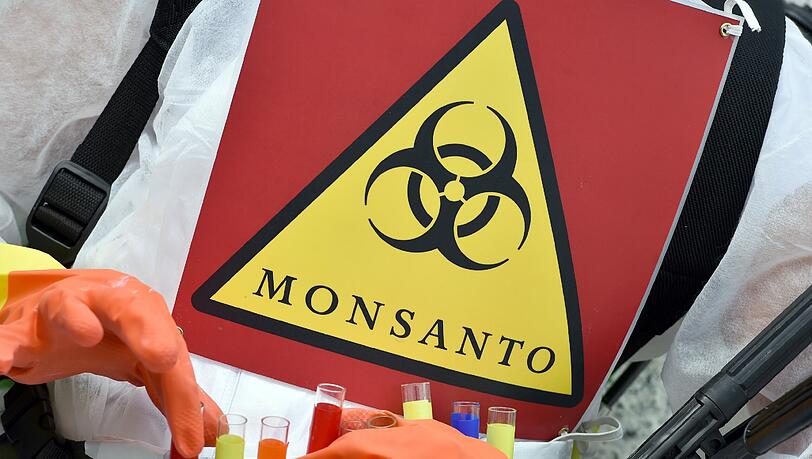 Bayer hatte vor gut fünf Wochen überraschend ein Übernahmeangebot für den Saatgutspezialisten Monsanto aus den USA angekündigt. Foto: Patrick Pleul Bayer hatte vor gut fünf Wochen überraschend ein Übernahmeangebot für den Saatgutspezialisten Monsanto aus den USA angekündigt. Foto: Patrick Pleul
