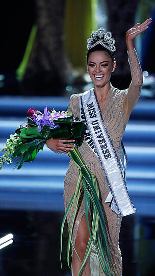 Die Südafrikanerin Demi-Leigh Nel-Peters bei der Krönung zur "Miss Universe".