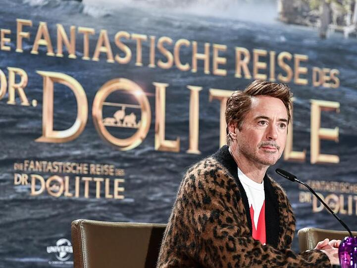 Robert Downey Jr. spricht in seinem neuen Film mit den Tieren.