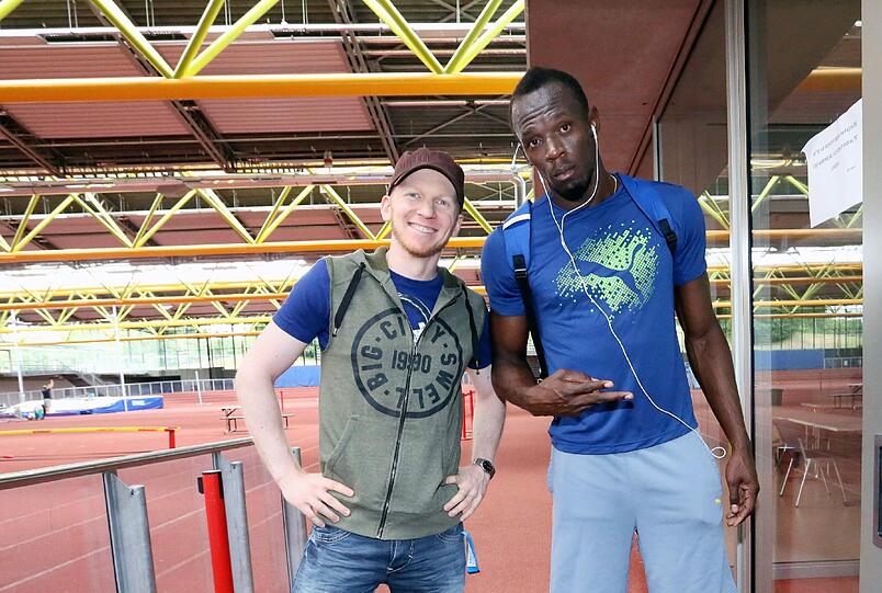 AZ-Reporter Julian Galinski trifft Sprint-Superstar Usain Bolt.