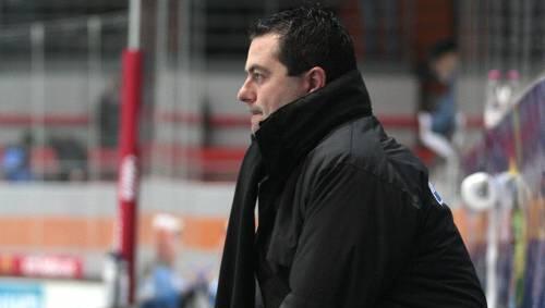 Am Freitag steht Christian Winkler beim Spiel gegen Schwenningen wieder an der Bande. Zuvor machte er einen Kurztrip nach Florida. Am Freitag steht Christian Winkler beim Spiel gegen Schwenningen wieder an der Bande. Zuvor machte er einen Kurztrip nach Florida.