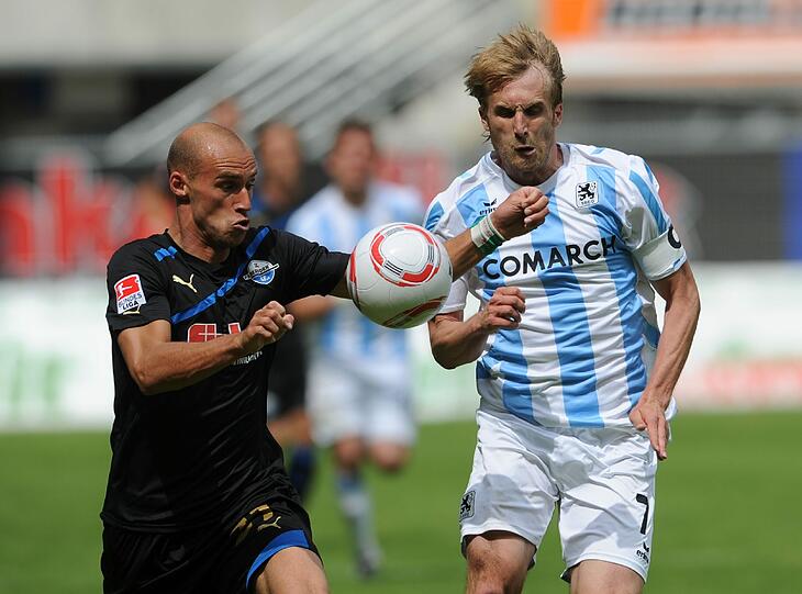 Das letzte Saisonspiel 2010/2011: Beim SC Paderborn verloren die Löwen mit 2:3.