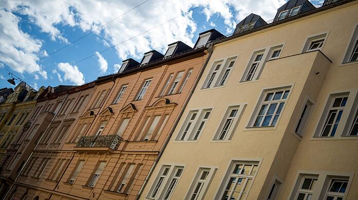 Besonders schöne alte Münchner Mietshäuser &ndash; was man hier wohl pro Monat für eine Wohnung bezahlen muss?