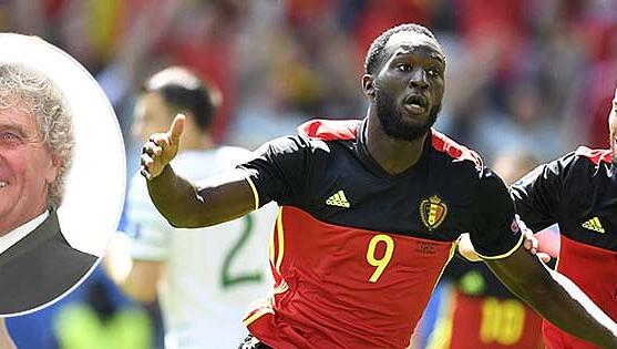 „Wir müssen mit dieser Mannschaft auf jeden Fall unter die ersten Vier kommen“, sagt Torwart-Ikone Jean-Marie Pfaff (kl. Bild) über das belgische Team um Kevin De Bruyne, Romelu Lukaku und Yannick Carrasco (v.l.). „Wir müssen mit dieser Mannschaft auf jeden Fall unter die ersten Vier kommen“, sagt Torwart-Ikone Jean-Marie Pfaff (kl. Bild) über das belgische Team um Kevin De Bruyne, Romelu Lukaku und Yannick Carrasco (v.l.).