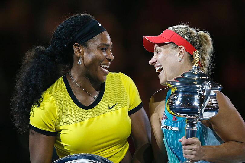 "Ich bin ein Grand-Slam-Champion, das klingt so verrückt", sagte Angelique Kerber nach dem 6:4, 3:6, 6:4 im Finale der Australian Open gegen Titelverteidigerin Serena Williams (USA). Die Bilder des Wahnsinns-Finale...