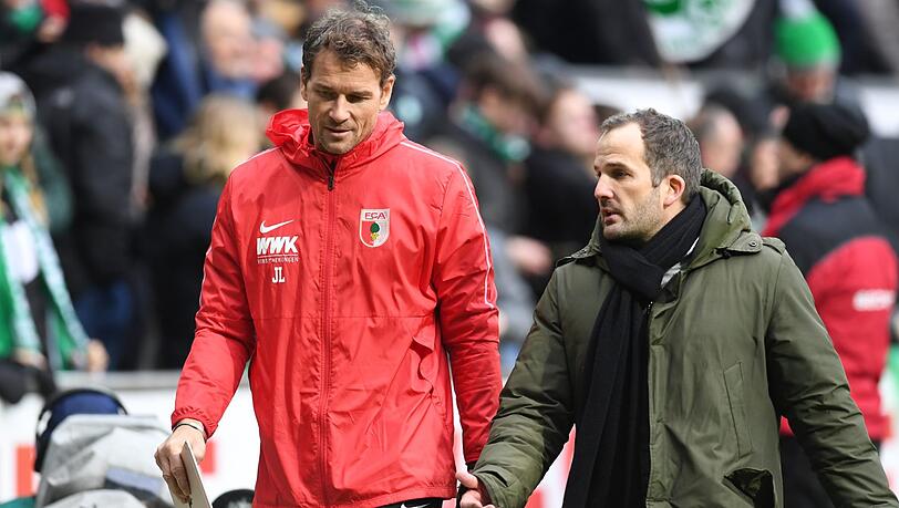 Chefcoach Manuel Baum (r.) und Jens Lehmann sind nicht mehr Trainer des FC Augsburg. Chefcoach Manuel Baum (r.) und Jens Lehmann sind nicht mehr Trainer des FC Augsburg.
