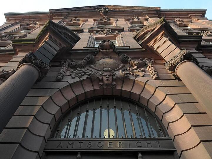 Das Eingangsportal des Amtsgerichts.