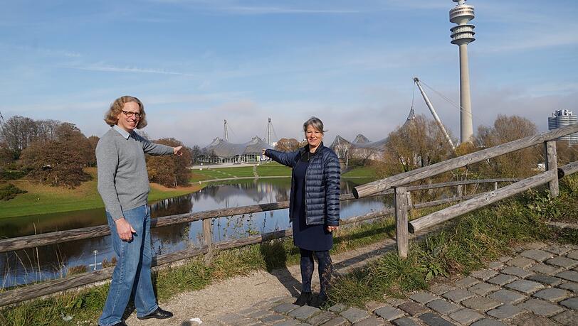 ÖDP-Stadträtin Sonja Haider und ihr Parteikollege aus dem Bezirksausschuss Milbertshofen, Leo Meyer-Giesow, wollen die Wasserwolke im Olympiasee zur 50-Jahr-Feier 2022 wieder in Betrieb nehmen lassen.