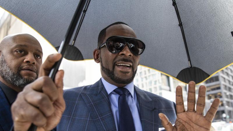 Gegen den Musiker R. Kelly liegen Missbrauchsvorwürfe vor. Gegen den Musiker R. Kelly liegen Missbrauchsvorwürfe vor.
