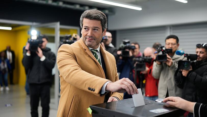 Zum ersten Mal seit 1986 wird bei der Wahl des Pr&auml;sidenten in Portugal eine Stichrunde n&ouml;tig.