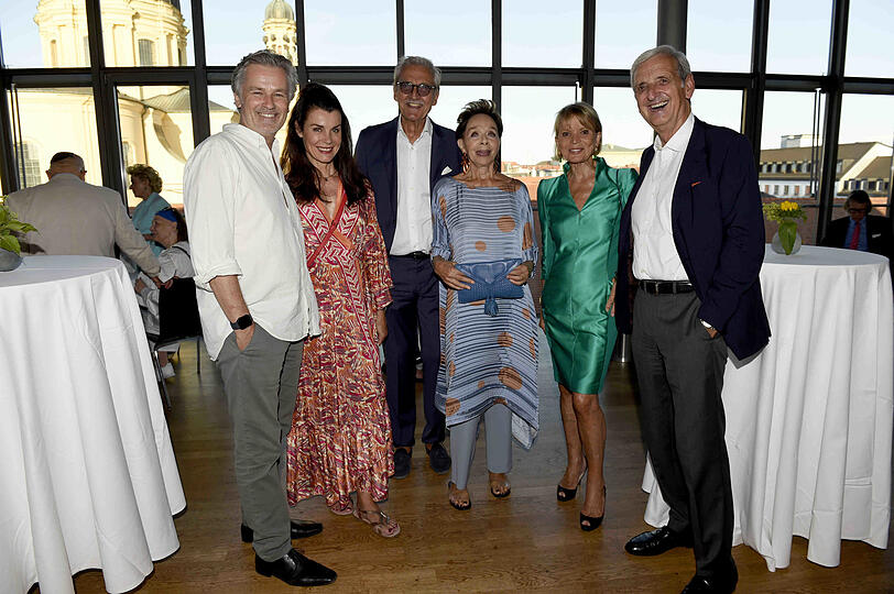 Schauspielerpaare (v. l.): Timothy Peach und Nicola Tiggeler, Monika Peitsch mit Ehemann Sven Hansen-Höchstedt und Uschi Glas mit Dieter Herrmann.