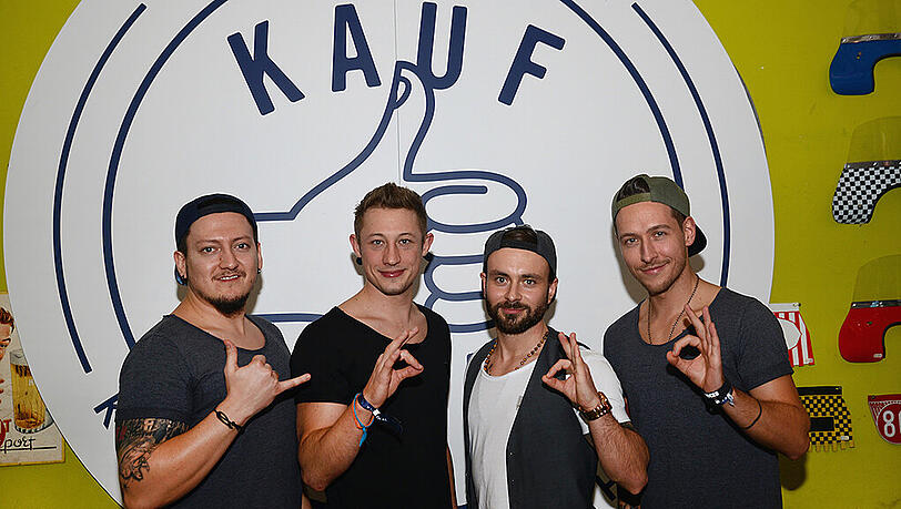 Die kreative Truppe um "Suck My Shirt". Die kreative Truppe um "Suck My Shirt".