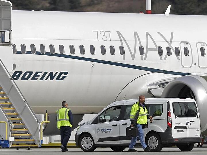 Geparkte Boeing 737 Max 8 auf dem Flugahfen von Seattle.
