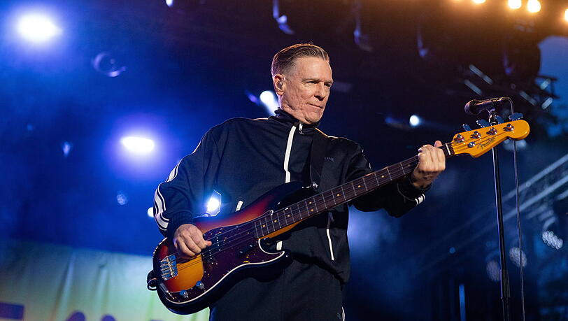 Bryan Adams gibt am 5. Oktober 2026 ein Konzert in der M&uuml;nchner Olympiahalle.