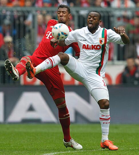 JÉRÔME BOATENG: Rettete für Neuer auf der Linie (15.), verbaselte aber den Ausgleich durch einen bösen Lapsus auf der rechten Seite. Schlechtes Stellungsspiel. NOTE: 4