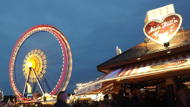 Die Wiesn heute. Und wie war es früher? Die Wiesn heute. Und wie war es früher?