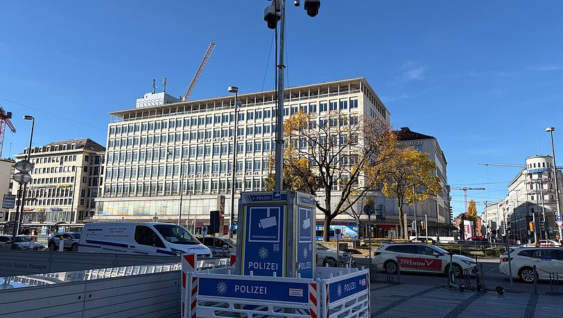 Die Überwachungskamera der Polizei am Stachus.