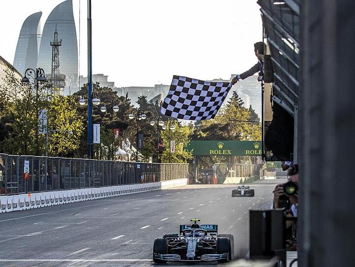 Valtteri Bottas ist nach dem Sieg in Baku der neue WM-Führende.