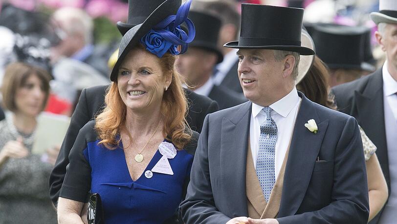 Sarah Ferguson und Prinz Andrew pflegen trotz ihrer Scheidung 1996 ein gutes Verhältnis. Hat sich daraus etwa wieder Liebe entwickelt?