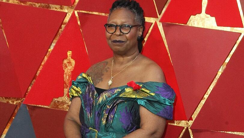 In einer US-Late-Night-Show hat Whoopi Goldberg eine skurrile Familiengeschichte zum Besten gegeben. In einer US-Late-Night-Show hat Whoopi Goldberg eine skurrile Familiengeschichte zum Besten gegeben.
