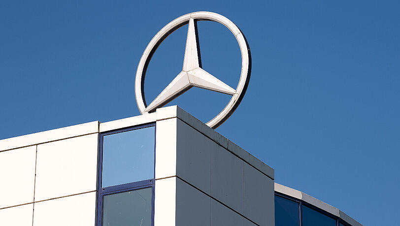 Wie zuvor schon beim Kleintransporter Vito legt Daimler auch gegen den neuen Bescheid Widerspruch ein.