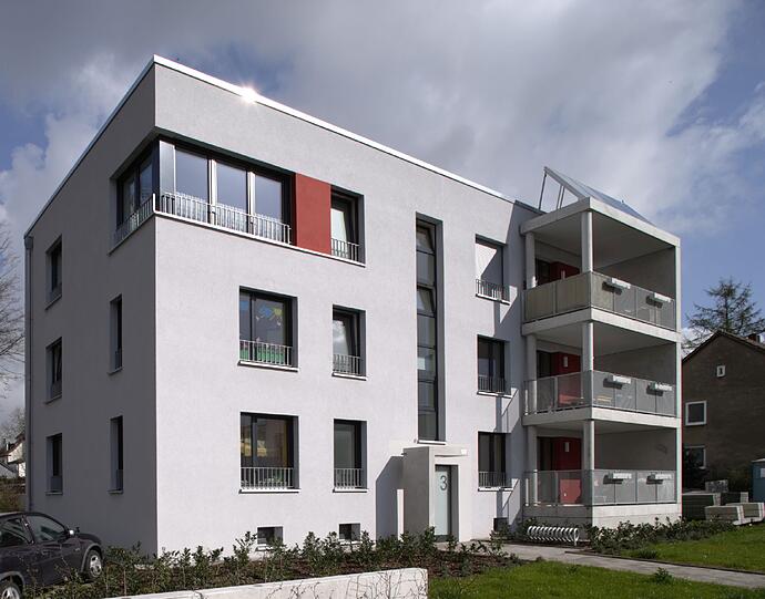 Mieter, die schon länger in einer Wohnung leben, sind besser geschützt. Wird eine Wohnung neu vermietet, können die Vermieter kräftig zulangen.