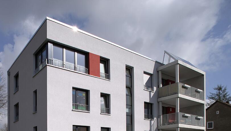 Mieter, die schon länger in einer Wohnung leben, sind besser geschützt. Wird eine Wohnung neu vermietet, können die Vermieter kräftig zulangen.