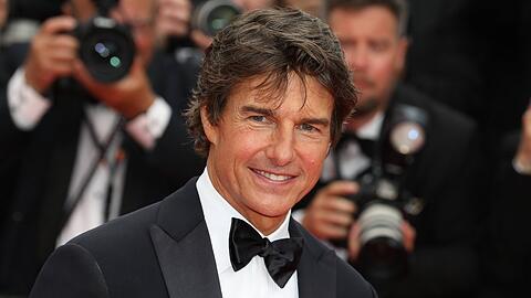Kleine Gesten sind nichts für Tom Cruise.