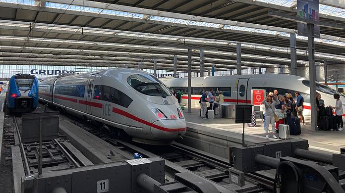 Betroffen von der Störung sind Züge vom Münchner Hauptbahnhof in Richtung Osten. (Symbolbild)