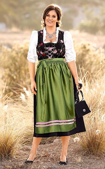 Grün ist diese Saison wieder beliebt - und genauso Blumenmuster, wie bei diesem Modell von Meyermode (ca. 100 Euro). https://www.lodenfrey.com/index.php?lang=0&cl=celebros_search&sQWSearchProfile=SalePhase&searchparam=Wiesndirndl+2015&nrinfscr=1