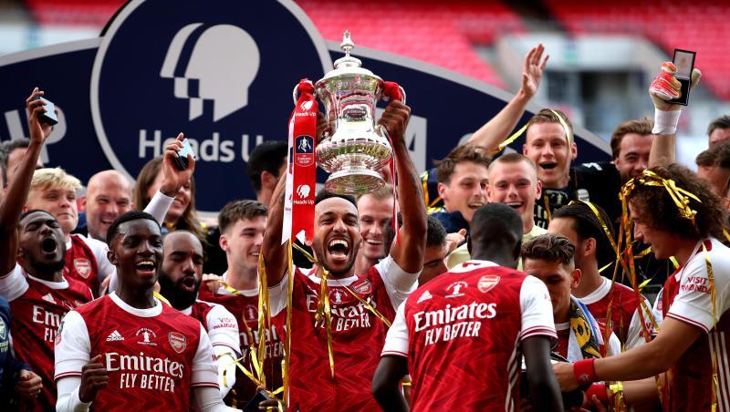 Pierre-Emerick Aubameyang (M) schoss den FC Arsenal zum FA-Cup-Sieg. Pierre-Emerick Aubameyang (M) schoss den FC Arsenal zum FA-Cup-Sieg.