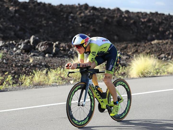 Triathlon: Ironman-WM auf Hawaii. Sebastian Kienle aus Deutschland fährt Fahrrad beim Ironman. Foto: David Pintens/BELGA/dpa/Archivbild