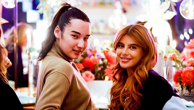 Alex Mariah Peter (l.) gewann 2021 "Germany's next Topmodel", Romina Palm wurde Vierte.