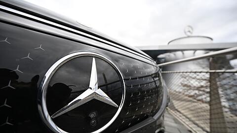 In Neu-Ulm beginnt Mercedes mit dem Verkauf seiner Autohäuser. (Archivbild)