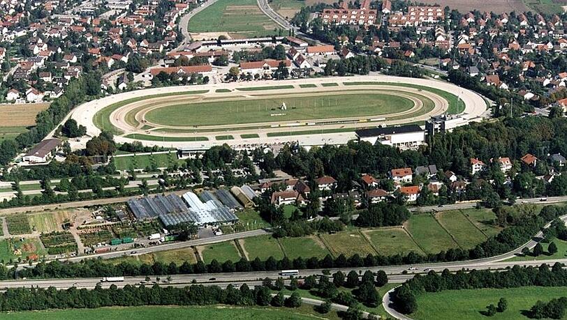 Viel Grün um die Trabrennbahn: Daglfing ist in Teilen immer noch eine fast dörfliche Idylle. Viel Grün um die Trabrennbahn: Daglfing ist in Teilen immer noch eine fast dörfliche Idylle.