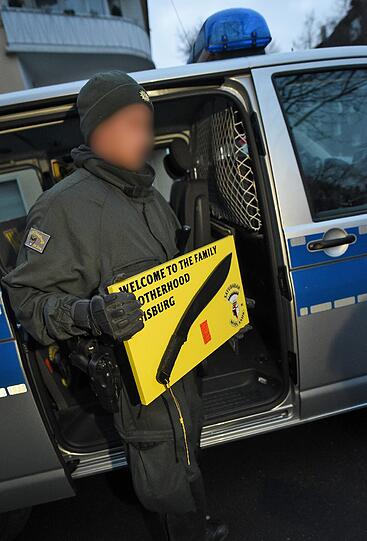Durchsuchung bei Satudarah MC: Die Razzia fand auch in Bayern statt. Die Bilder...