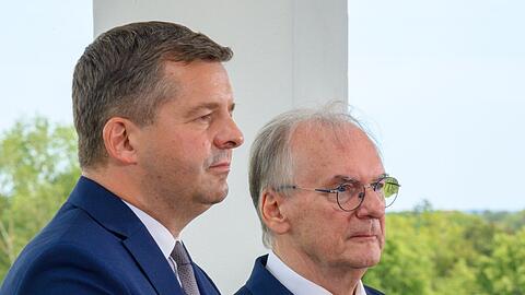 Ministerpräsident Reiner Haseloff scheidet 2026 aus dem Amt, ihm soll Sven Schulze nachfolgen. (Archivbild)