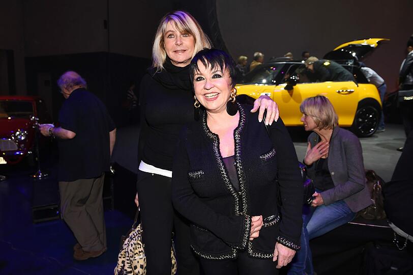 Claudia Carpendale und Uschi Ackermann
