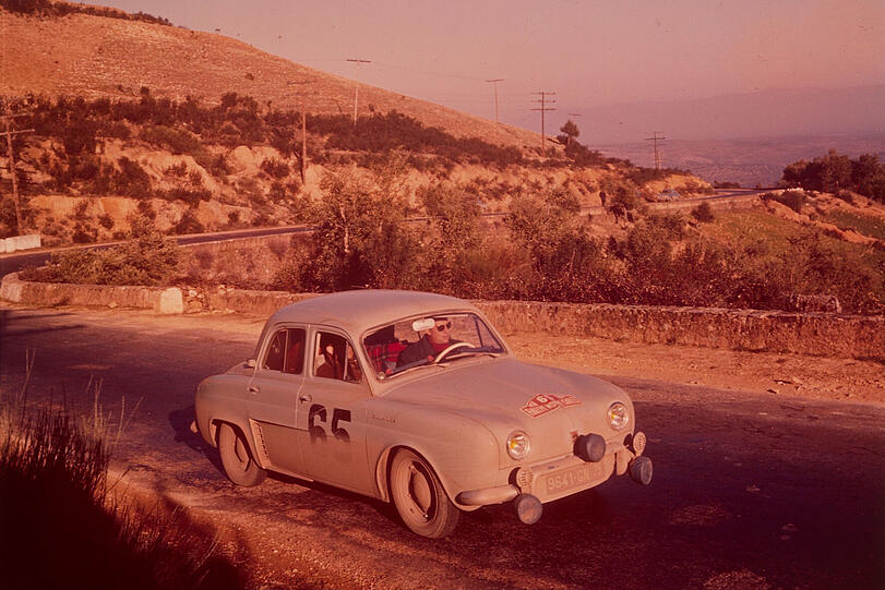 Auf Siegerkurs: Die Renault Dauphine Gordoni von 1957 leistet 37 Brutto-PS und ist 127 km/h schnell.