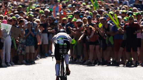 Am Solarer Berg rauf: Es ist der Moment, der auch den Profis G&auml;nsehaut macht.