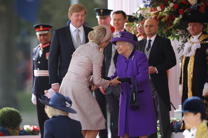 Die Queen empfängt Königin Maxima