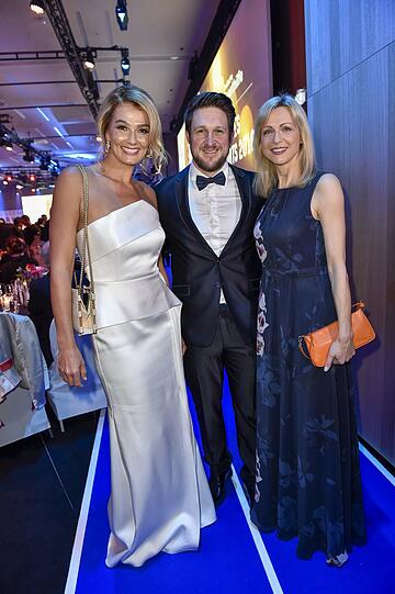 Franziska van Almsick und Matthias Steiner mit Frau Inge