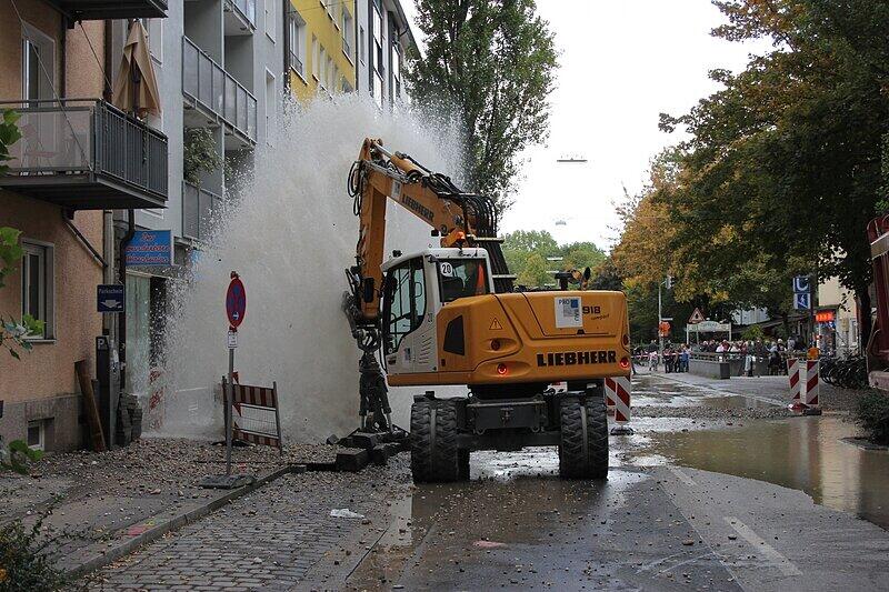 Die Görresstraße wurde vorübergehend gesperrt, berichten Anwohner.