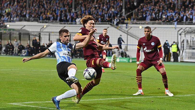 2021 kegeln die Löwen in Giesing die Schalker raus 2021 kegeln die Löwen in Giesing die Schalker raus