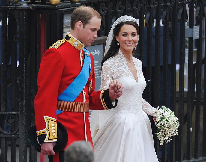 Die Trauung, die Kutschfahrt, der Kuss - die schönsten Bilder von der Traumhochzeit in London.