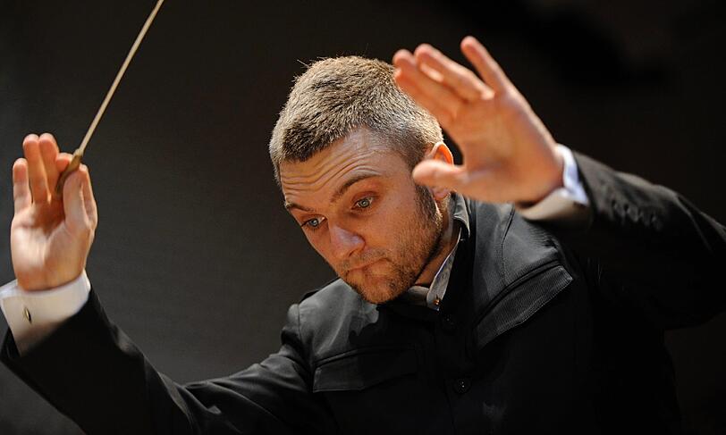 Der Dirigent Kirill Karabits.