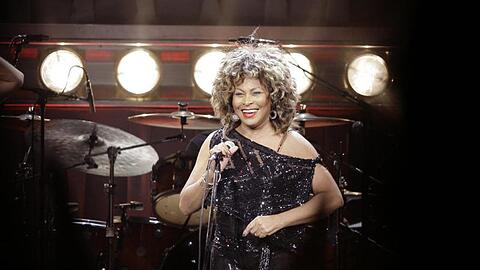 Eine Karriere und ein Leben voller Höhen und Tiefen - aber Tina Turner hat sich nie unterkriegen lassen.